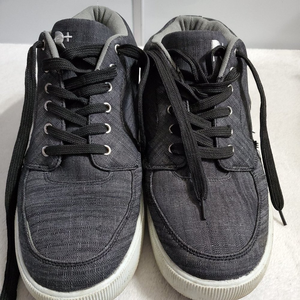 Rocawear Size 12 Grey Sneakers